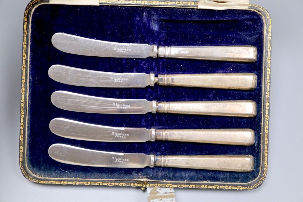 Mixed silver including cased silver cased berry spoons, cups, cream helmet, etc.